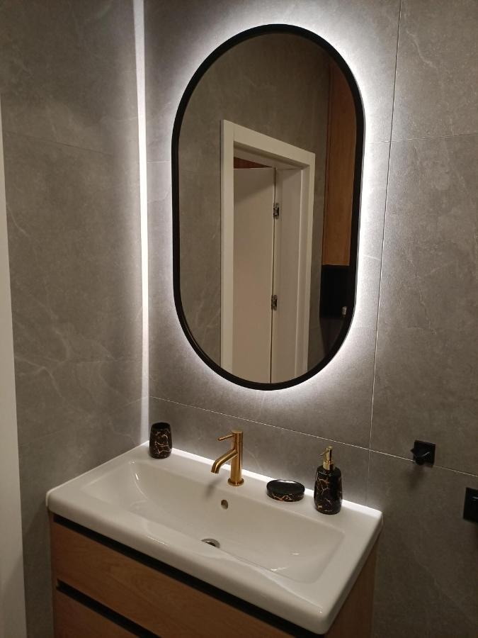 Apartament Maris Gdynia - Srodmiescie - Klimatyzacja - Prywatny Parking Exterior foto